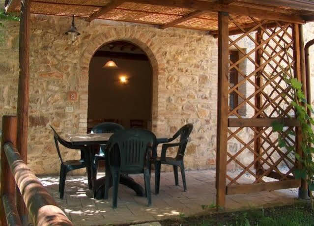 Borgo Il Villino Konuk evi Casole dʼElsa Dış mekan fotoğraf